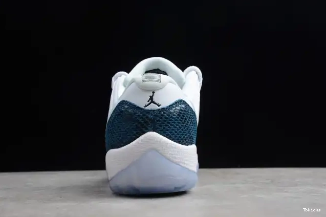 Reps TBK Navy 11 Air CD6846-102 Snakeskin Jordan Low Blue 0419